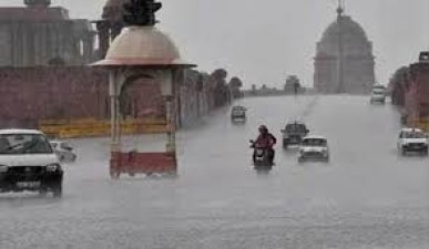 कोरोना संकट के बीच दिल्ली-एनसीआर में  मौसम ने ली करवट, कुछ इलाकों में हुई बारिश