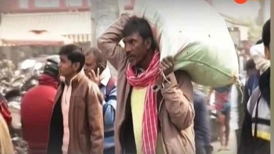 अब मध्य प्रदेश-महाराष्ट्र सीमा पर मजदूरों ने किया चक्का जाम, कर रहे घर भेजने की मांग