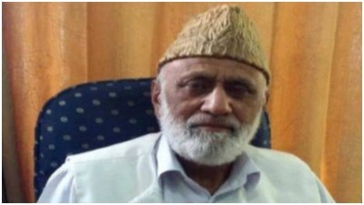 Tehreek-e-Hurriyat Chairman Mohammad Ashraf Sehrai lost his life due to breathing  problem