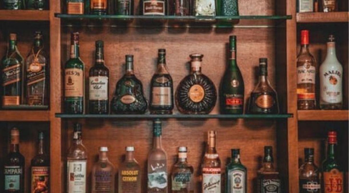 सरकार के एलान के बावजूद नहीं खुली शराब की दुकानें, अब तक 1800 करोड़ का हुआ घाटा