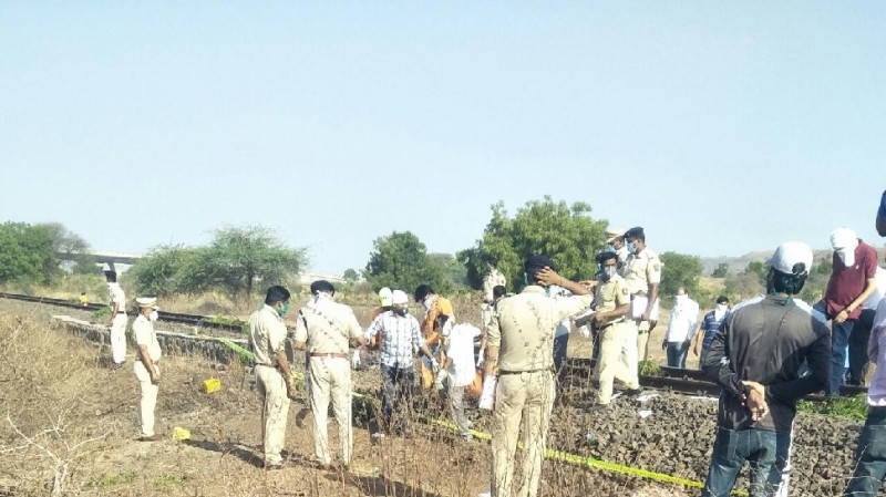 औरंगाबाद में दर्दनाक हादसा, मालगाड़ी ने मजदूरों को कुचला, 16 की मौत