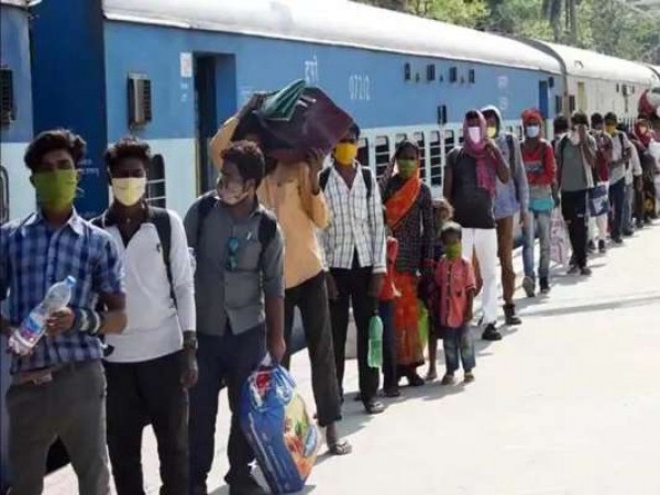 सरकार का बड़ा कदम, अगले 7 दिनों में मजदूरों के लिए चलाई जाएंगी 100 ट्रेनें - सूत्र