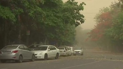 Rainwater with strong winds in Delhi amidst Corona crisis