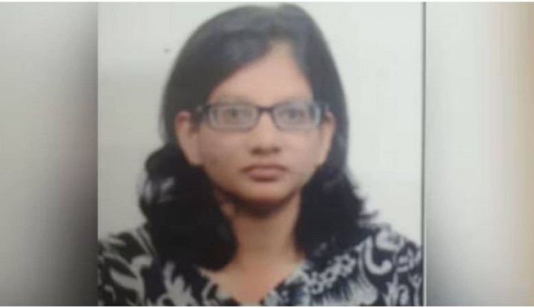 तनख्वाह 30 हज़ार और संपत्ति 7 करोड़! भोपाल में महिला इंजिनियर हेमा मीणा के ठिकानों पर लोकायुक्त की रेड