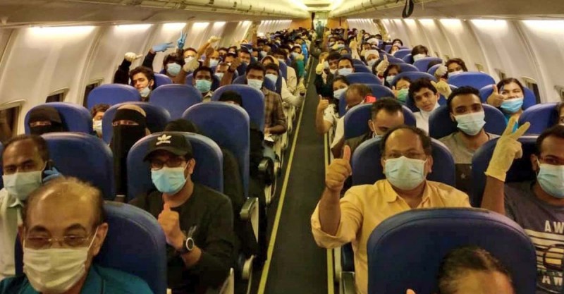 लंदन से 320 भारतीयों को लेकर भारत पहुंचा एयर इंडिया का विमान