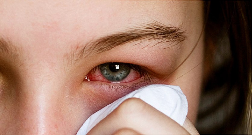 coronavirus can hit you through eyes also