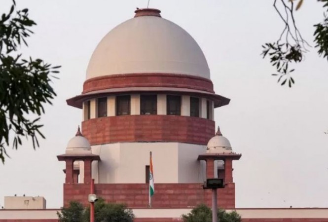 Supreme Court directs Centre to strictly implement POSH Act against sexual exploitation of women