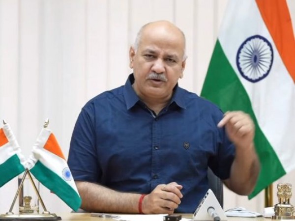 Manish Sisodia says positivity rate declines in Delhi, beds also empty in hospitals