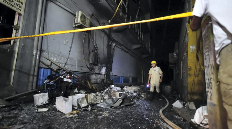 Factory owners Varun and Harish's father killed in Delhi fire, a total of 27 people lost their lives