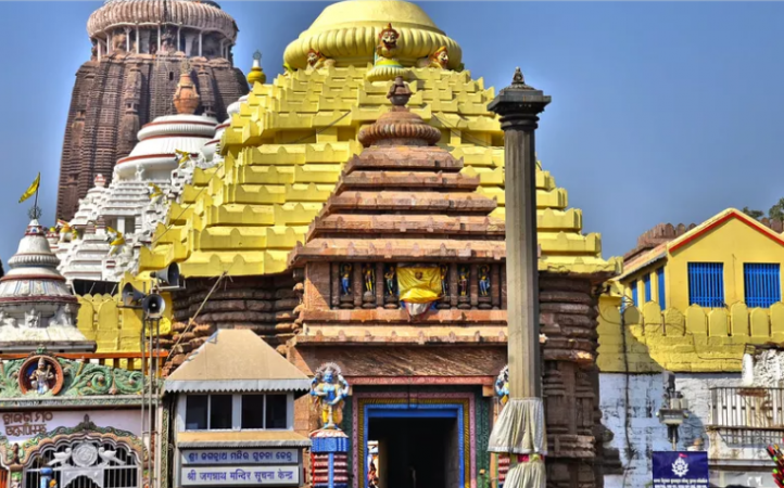 Jagannath temple came forward to help in war from Corona, donate 1.51 crores in CMRF