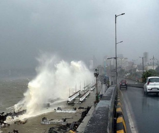 More than 16,000 houses affected due to storm in Gujarat