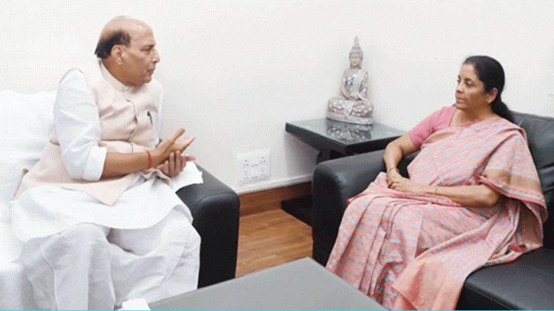 How to implement relief package? GOM meeting at Rajnath Singh's residence