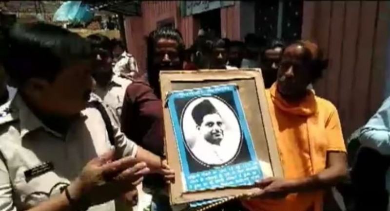 Uproar over celebration of Godse Jayanti in Gwalior, police stopped the program