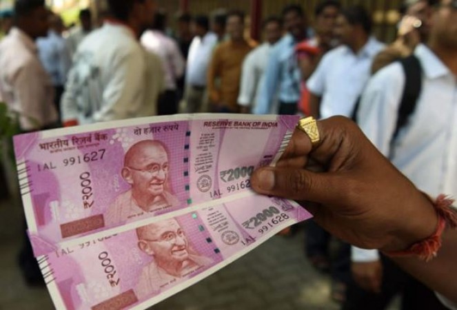 As soon as 2000 notes were banned, crowds gathered at shops and petrol pumps to spend the notes