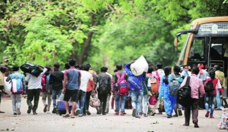 कोरोना की दूसरी लहर के लिए प्रवासी मजदूर भी जिम्मेदार, ICMR की रिपोर्ट में दावा