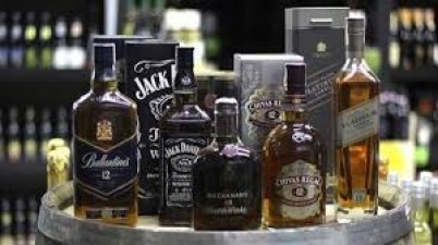 Why liquor shops are not opening in MP?