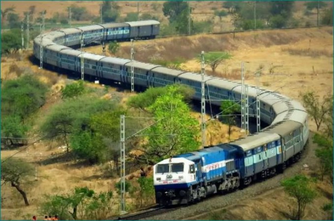 Big announcement of Indian Railways, '2600 trains to run in next 10 days'
