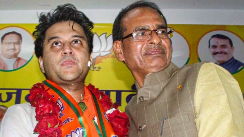 200 Congress workers join BJP before Madhya Pradesh by-election