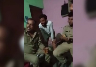 Four UP police officers doing 'Daru' party, video viral
