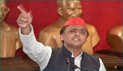 Akhilesh said on mobile ban in isolation ward, says, 'Ban to hide plight of hospitals'