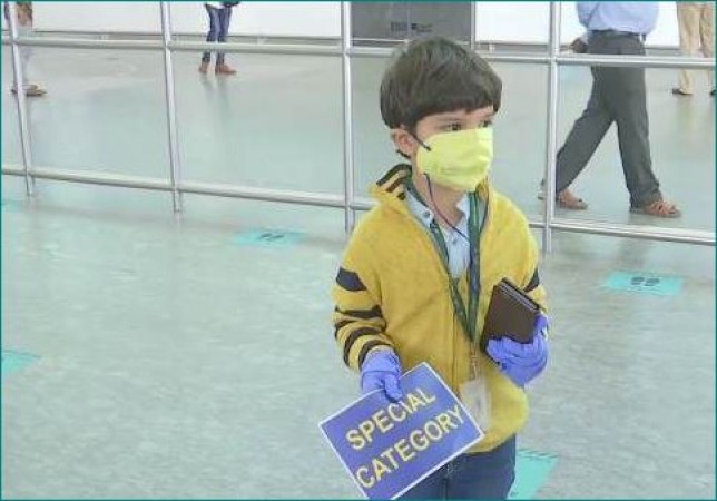 Lockdown: Five-year-old Vihaan reaches Bangalore from Delhi via flight