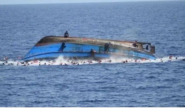 Boat capsized near Odisha-Andhra Pradesh border, one killed, 8 labours missing