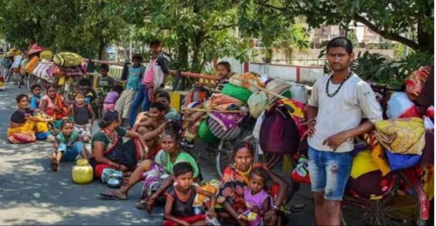 SC asks Center and state governments over migrant issue