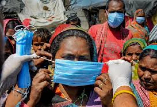 कोरोना : इंदौर में गमछे और रुमाल पर लगी पाबंदी को लिया गया वापस