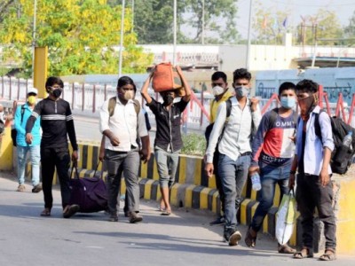 प्रवासी मजदूरों के लिए क्या कदम उठाए ? बॉम्बे हाई कोर्ट ने महाराष्ट्र सरकार से माँगा जवाब