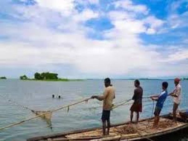 कोच्चि में मछुआरों के मछली पकड़ने पर लगी रोक