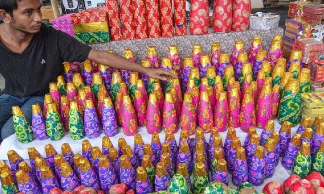 Is it allowed to burst crackers on Diwali in your state? See the full list here