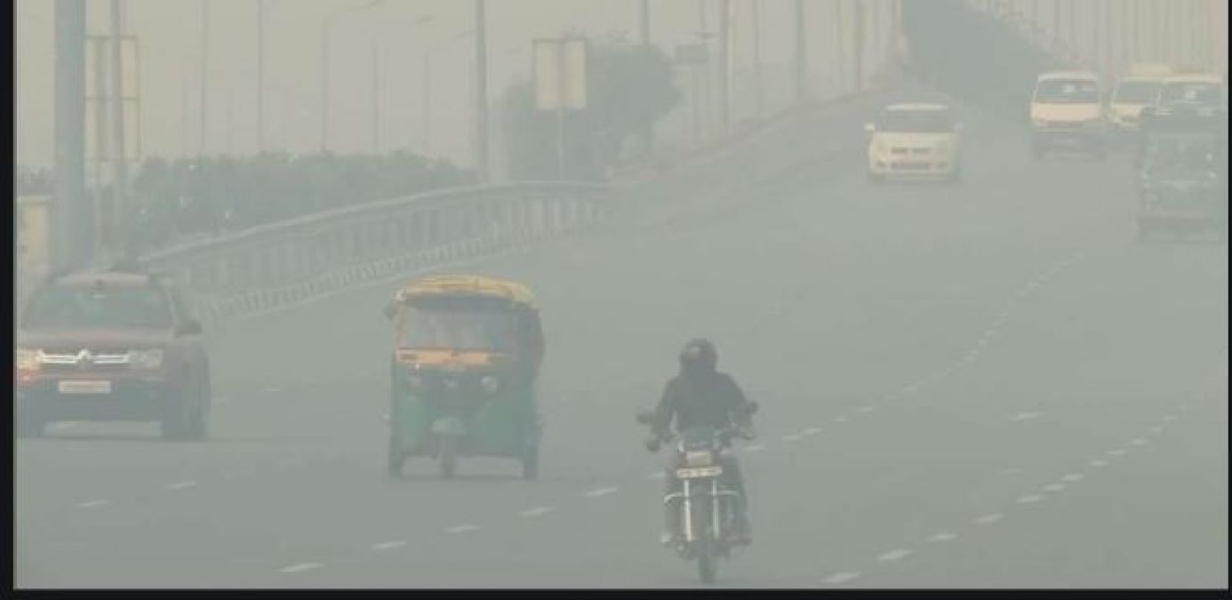 दिवाली के पहले निकला दिल्ली का दिवाला, बहुत खराब है हवा