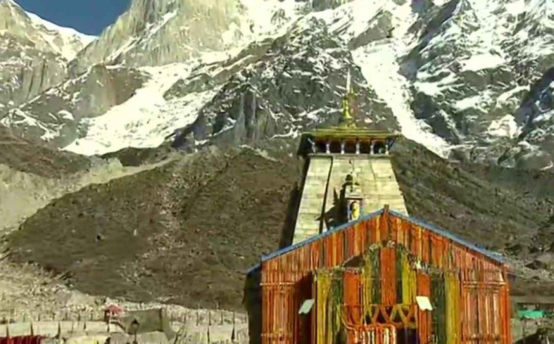 PM gets emotional while addressing in Kedarnath, said this thing