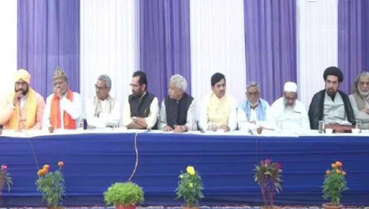 Meeting on Union Minister Naqvi's residence, RSS and Muslim religious leaders to discuss Ayodhya matter