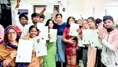 गुजरात चुनाव में पहली बार पाकिस्तान से आए 'हिन्दू' डालेंगे वोट, सरकार ने दी है नागरिकता