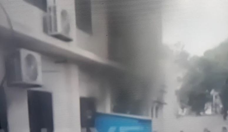 Massive fire in Civil Hospital, dead bodies all-around