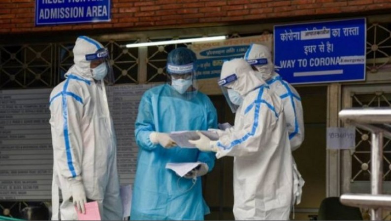 कोरोना की मार से बेहाल 'केजरीवाल' की दिल्ली, पहली बार मिले 7000 से ज्यादा नए मरीज