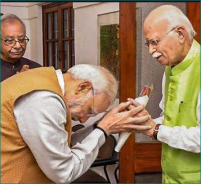 PM Modi, Amit Shah extend wishes to Lal Krishna Advani on his birthday