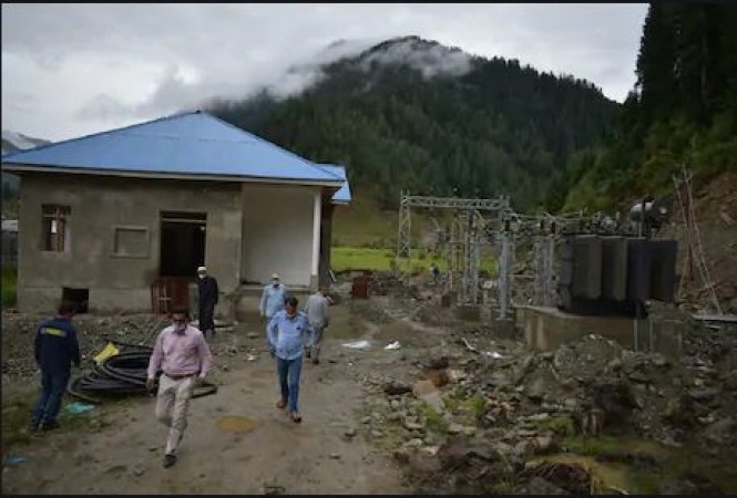 Electricity reached for the first time in 44 panchayats of Jammu and Kashmir, people praises Modi government