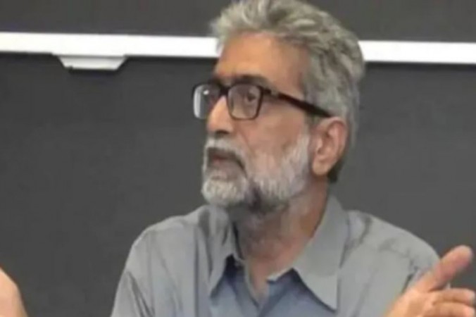 Gautam Navlakha under house arrest for a month, SC imposes several restrictions