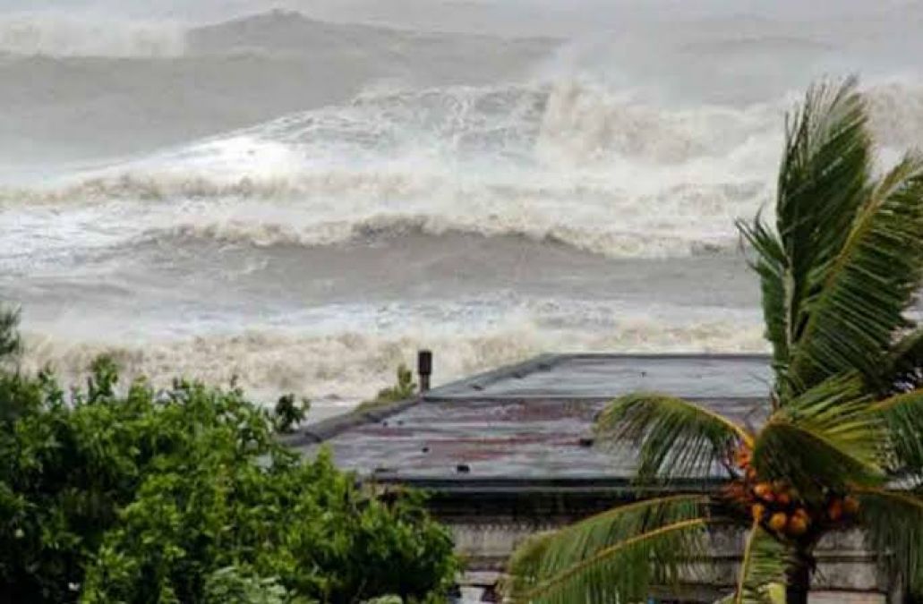 Cyclone 'Bulbul' wreaks havoc in West Bengal, fear of heavy destruction