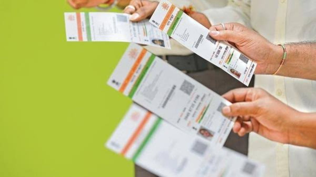 Government launches new rules to change name in Aadhaar