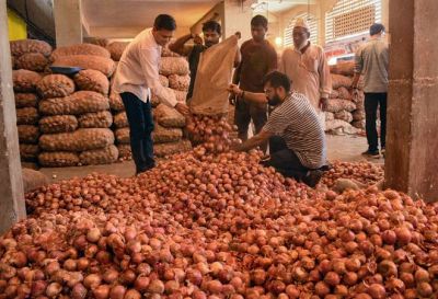 Income tax raid on onion dealers, action in more than 100 places