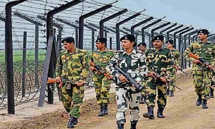 Encounter between BSF and cow smugglers on border, jawans pile up 3 including 2 Bangladeshis