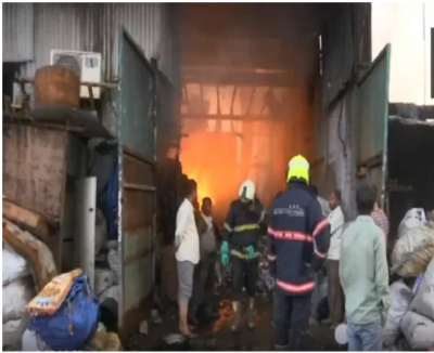 Terrible fire broke out in Mumbai's junk warehouse, outcry everywhere