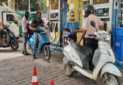 Petrol pumps to remain closed on Nov 15, know what's the reason