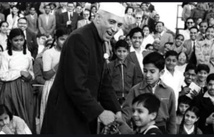 Many big leaders including PM Modi pays tribute to Jawaharlal Nehru