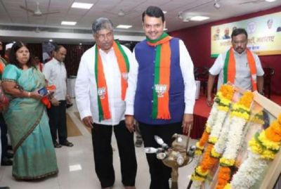 महाराष्ट्र के सियासी संग्राम को लेकर भाजपा की बड़ी बैठक ख़त्म, नेता बोले- 'जय श्री राम' हो गया काम...