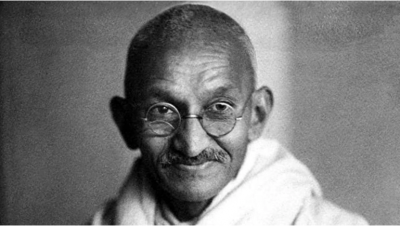 Gandhi's death an 'accidental incident', political storms hit the government's booklet
