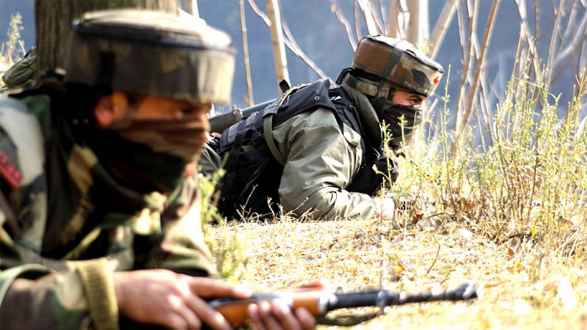 Pak fired mortar on military bases in Poonch
